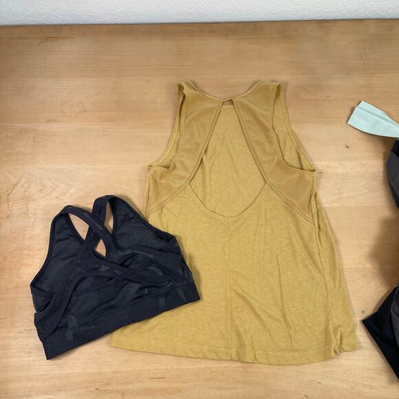 Nike, Gymshark, Aerie, YBP workout clothes bundle size small leggings/tops - Picture 3 of 11